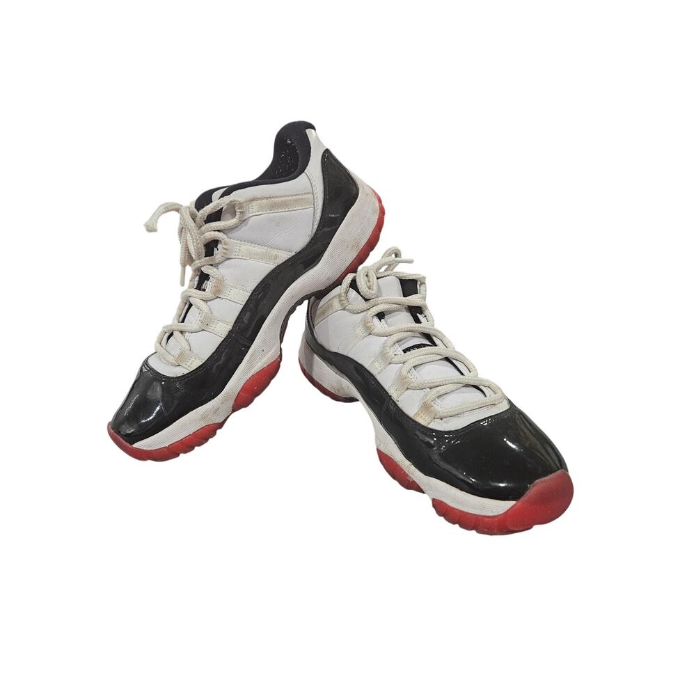 Air Jordan 11 Low Concord Bred AV2187-160 Mens Size 9 Black Red